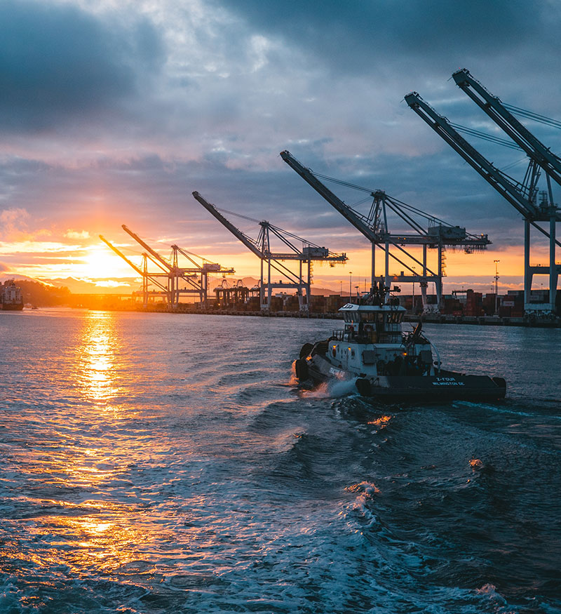 panoramic-shot-oil-rigs-sea-with-beautiful-sunset